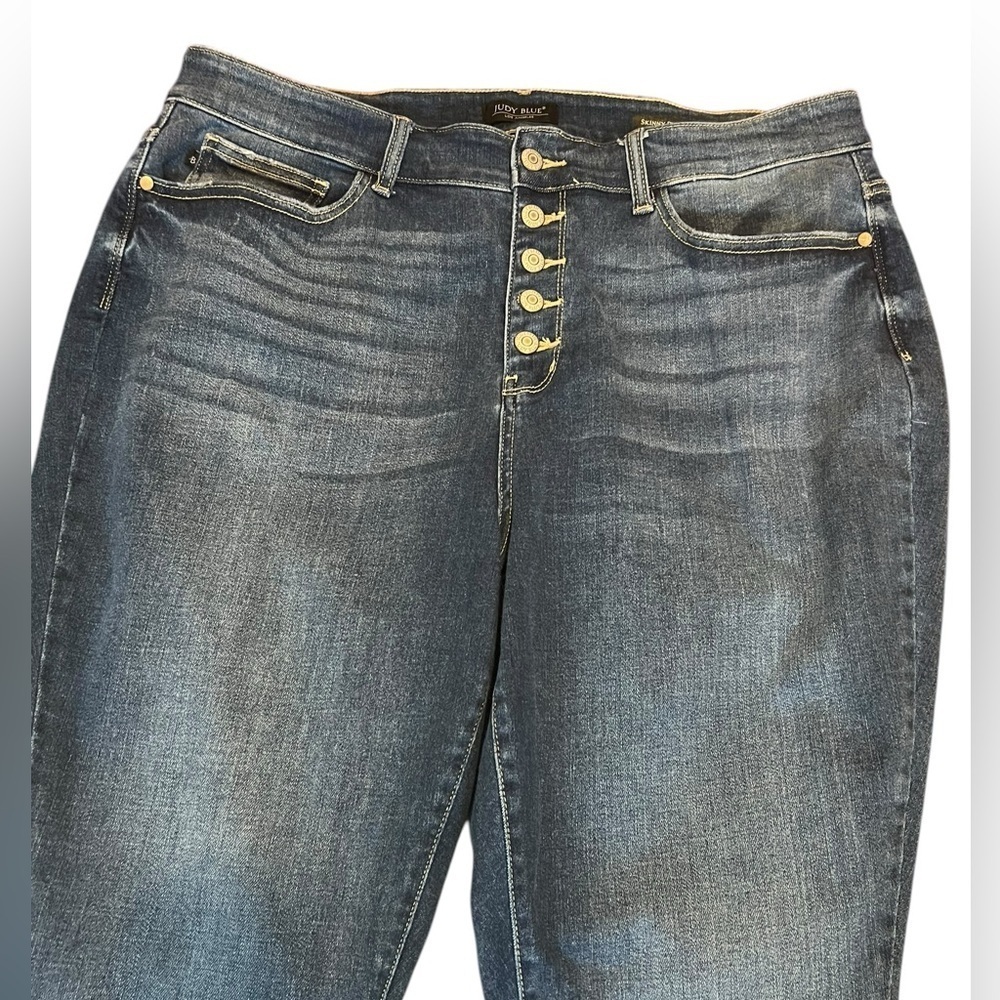 Judy Blue size  20W in excellent condition. - Picture 2 of 11